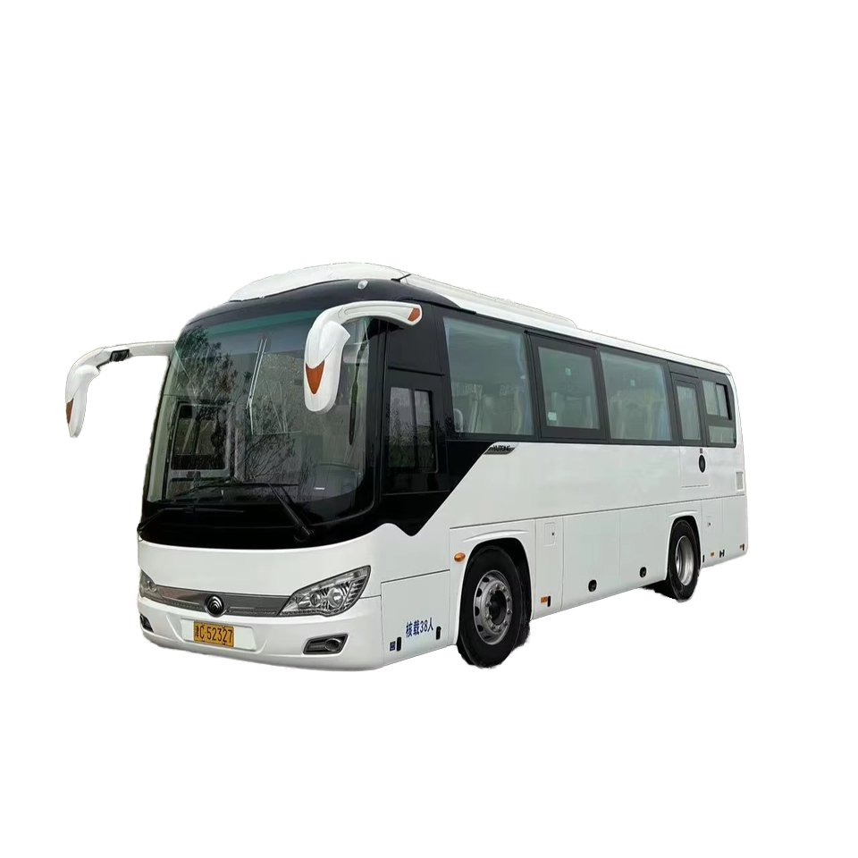 2019 Y0utong 6906 Model 39-Seat Coach Bus Chinese Diesel Manual Yuchai Engine Euro 4 Emission Used and Sold in China